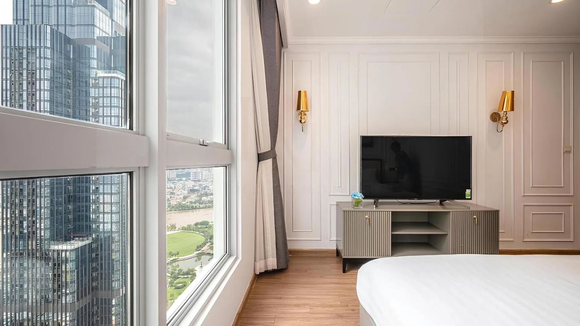 The Suite Landmark Saigon Ho Chi Minh City Guest house