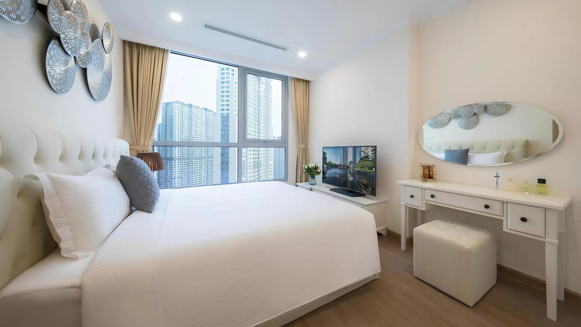 The Suite Landmark Saigon Ho Chi Minh City 4*,