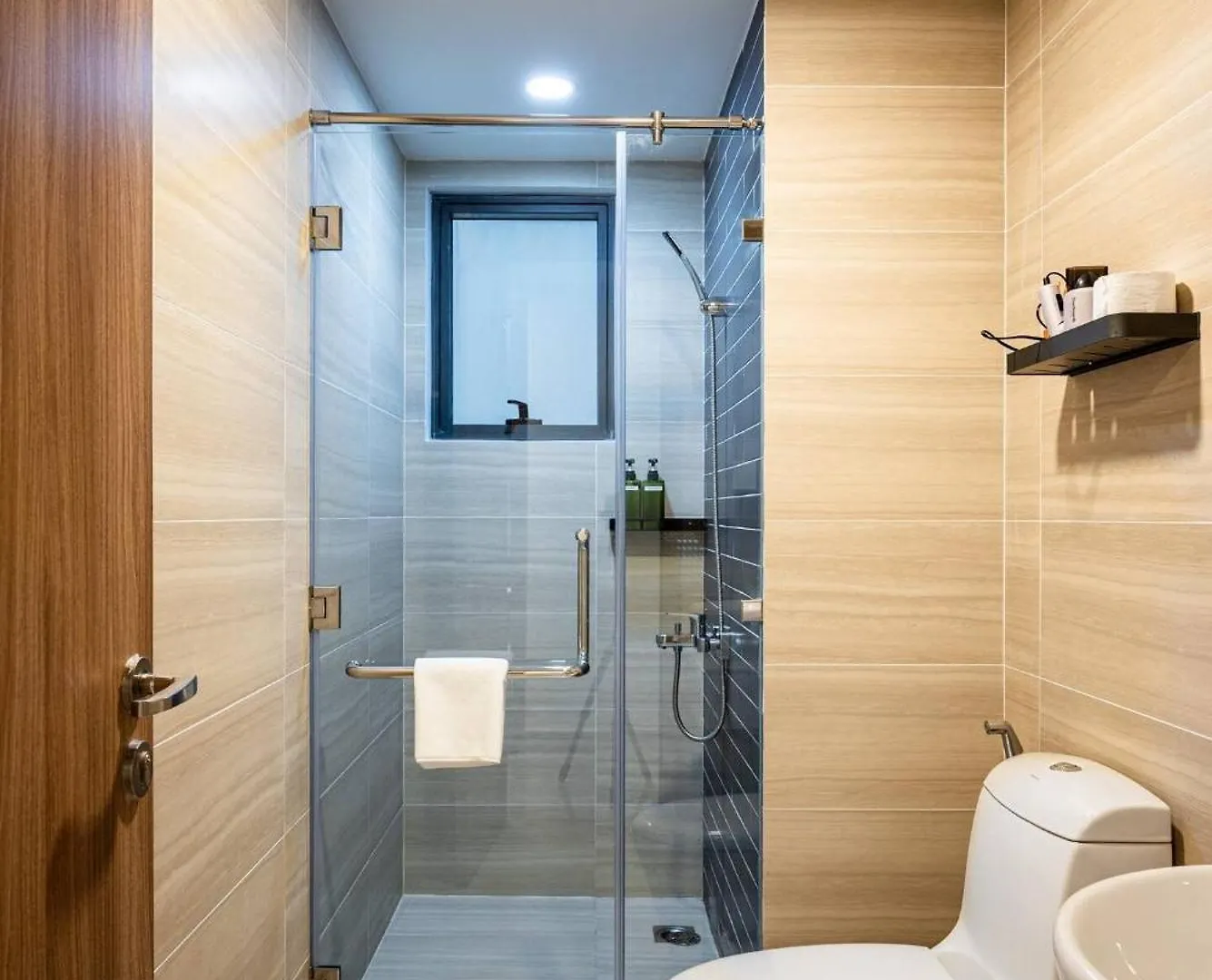**** Guest house The Suite Landmark Saigon Ho Chi Minh City Vietnam